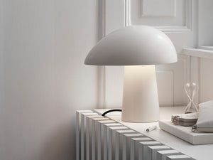 Top tips on using table lamps and floor lamps effectively