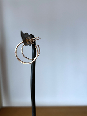 Gold Fill Hammered Circle Hoop Earrings - Cloudberry Living