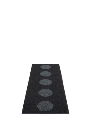 Pappelina BIO EDITION Vera 2.0 Black/Black Metallic Rug - Cloudberry Living