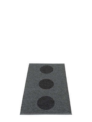 Pappelina BIO EDITION Vera 2.0 Black/Black Metallic Rug - Cloudberry Living