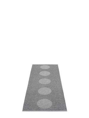 Pappelina BIO EDITION Vera 2.0 Grey/Granite Metallic Rug - Cloudberry Living