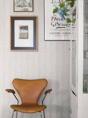 Boraståpeter Scandinavian Designers lll Arne Jacobsen Tassel 1985 - 1987 - Cloudberry Living