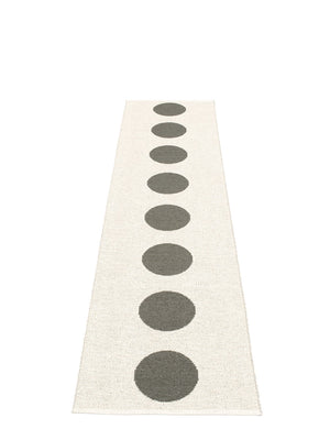 Pappelina Vera Charcoal Runner Rug, - Cloudberry Living